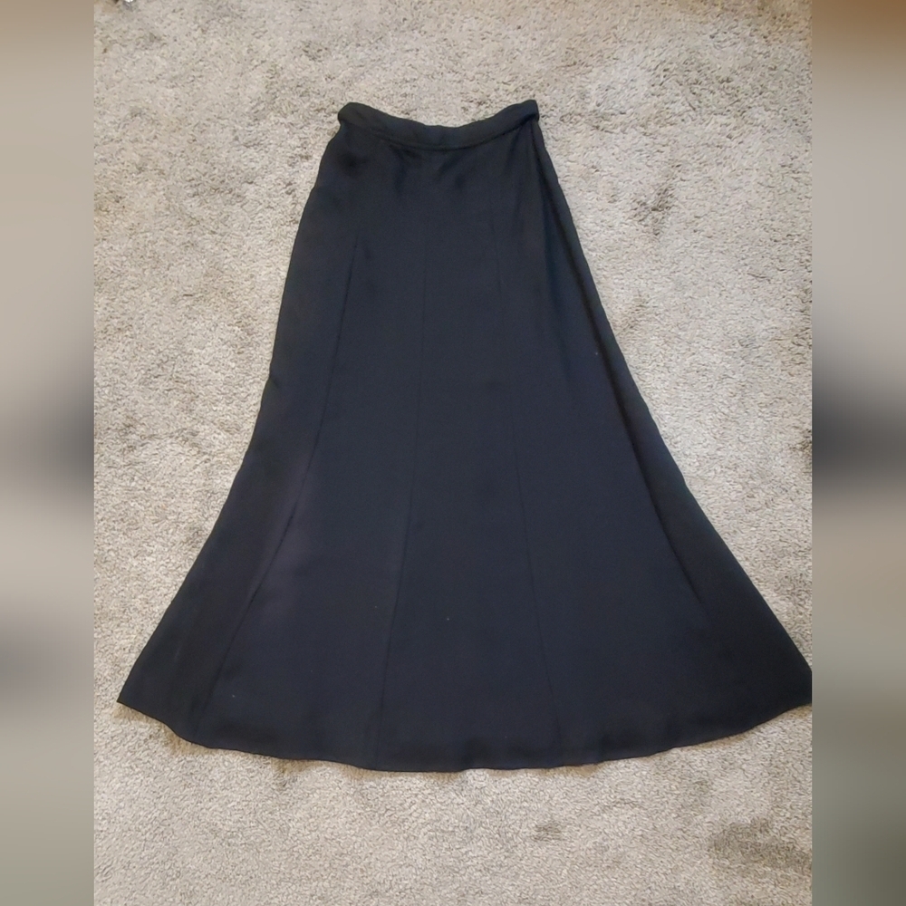 Günter Black Long Volume Maxi Skirt Size Small